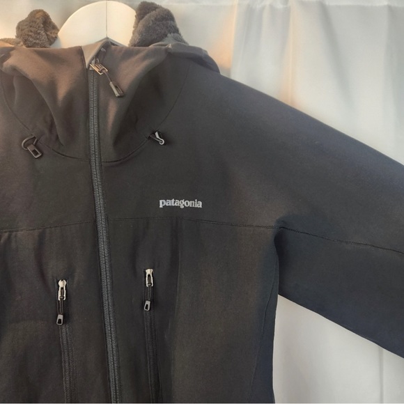 Patagonia Fleece lined jacket size M in VGUC - Picture 2 of 4